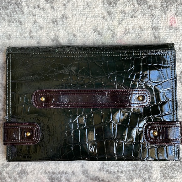 BCBG generation envelope purse black/purple - Picture 6 of 10